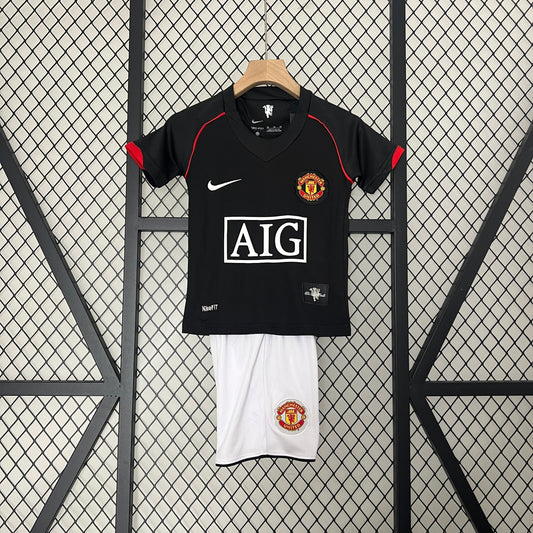 MANCHESTER UNITED BLACK 07/08 CONJUNTO INFANTIL (RETRO)